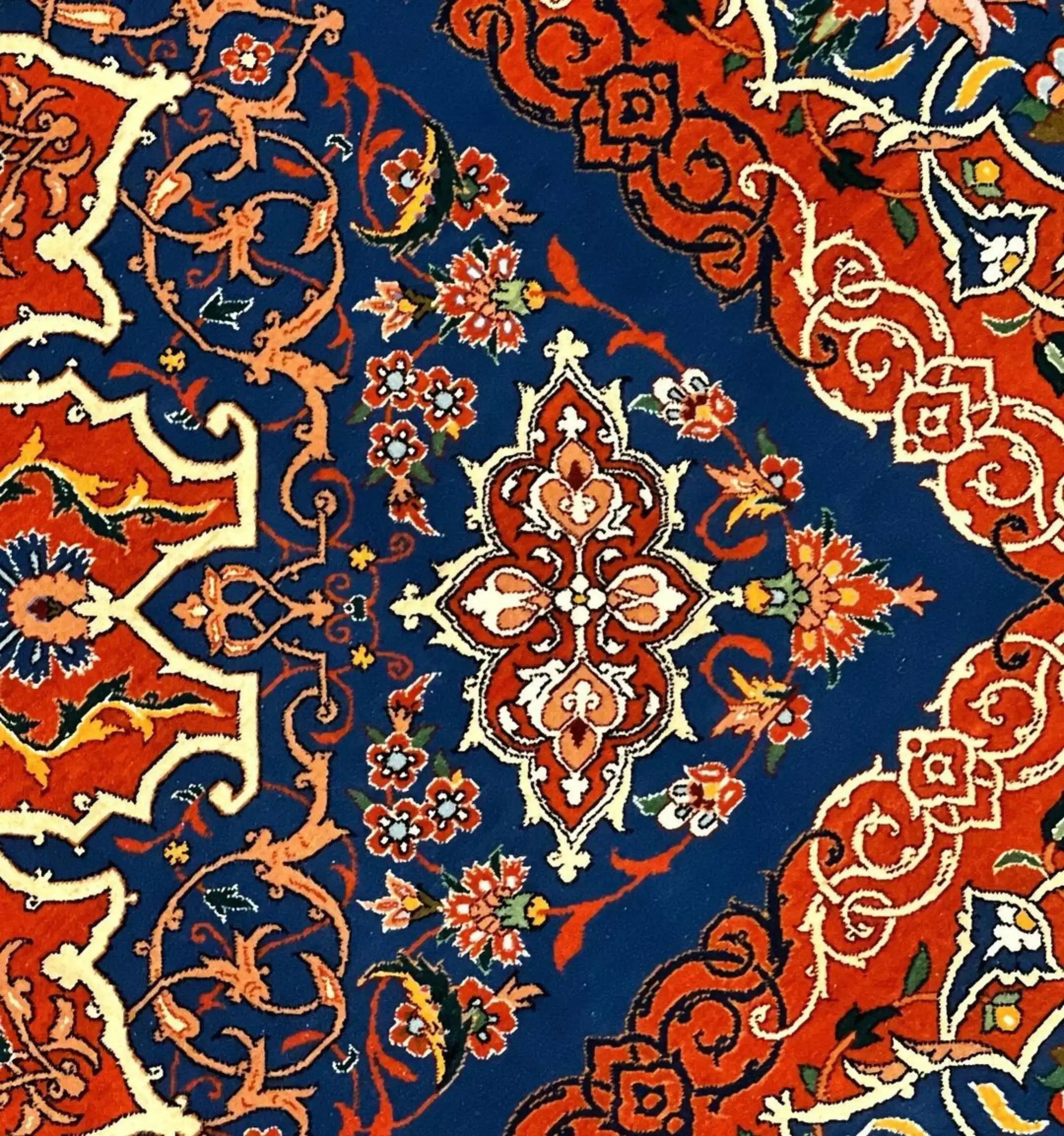 Exquisite round Persian carpet with a medallion motif and rich gold detailing.